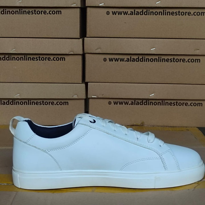 J. ST - SNEAKERS- WHITE - Export Left Over