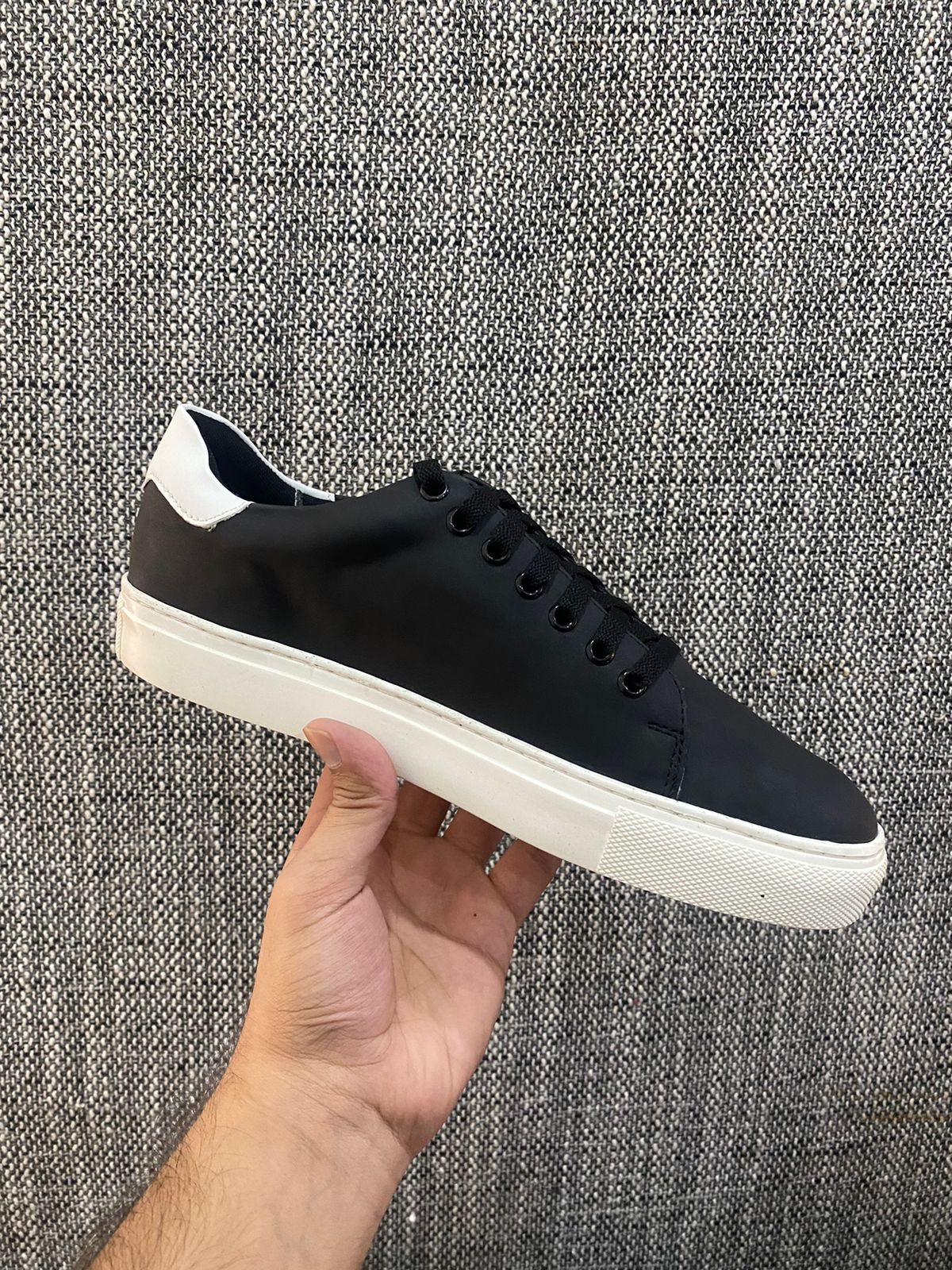 SF SNEAKERS - BLACK