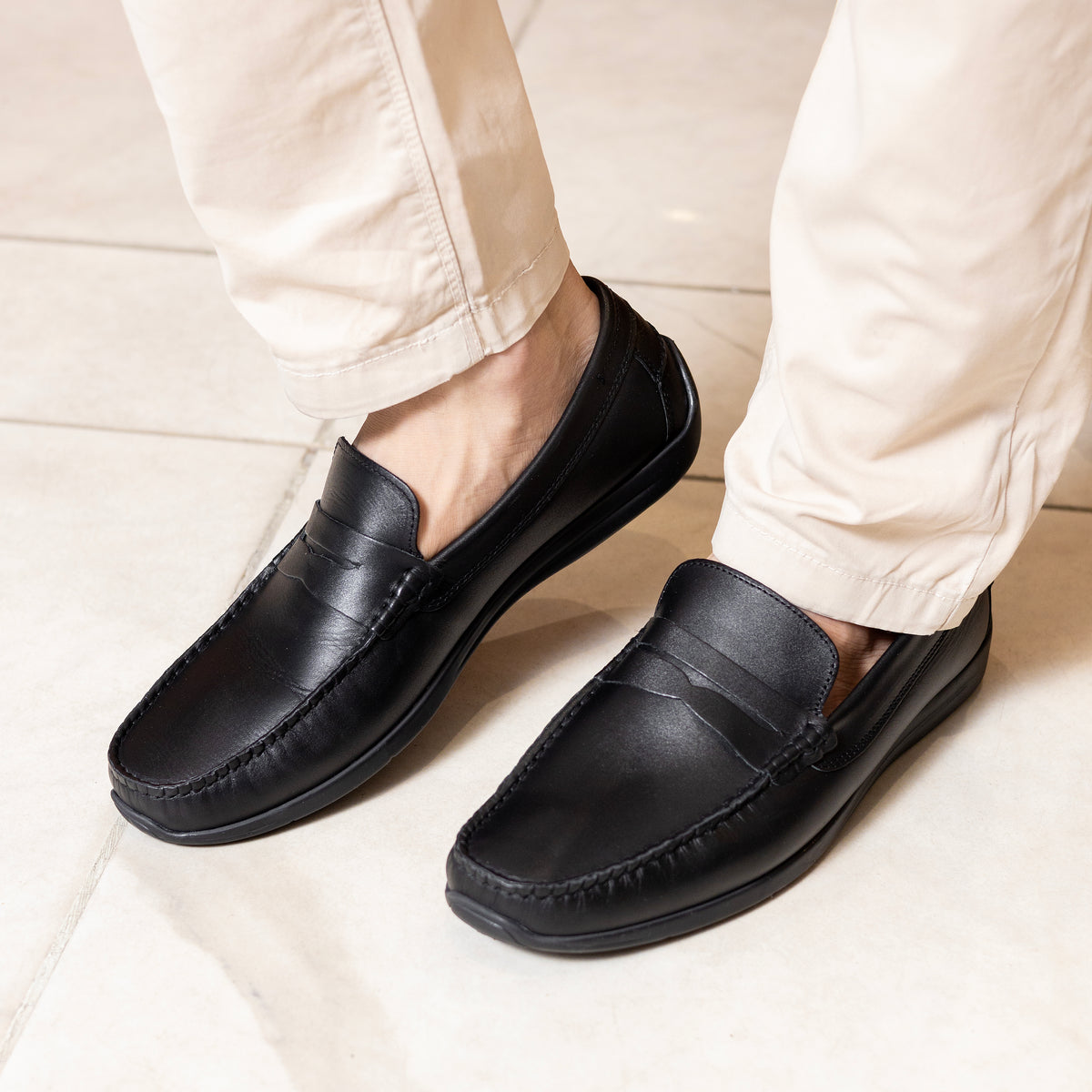 JOURNIE HERITAGE LOAFERS - BLACK